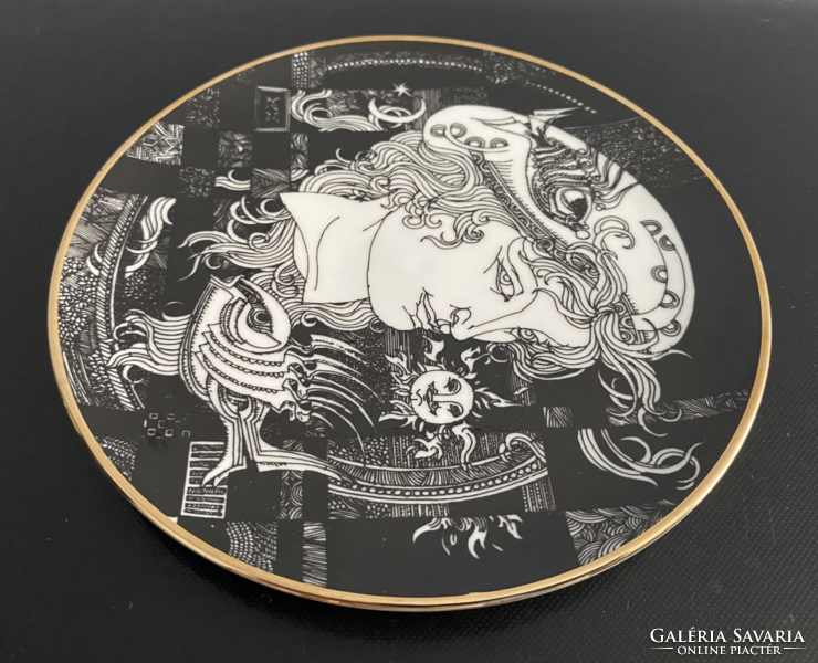 Saxon endre - Raven House porcelain plate 15 cm