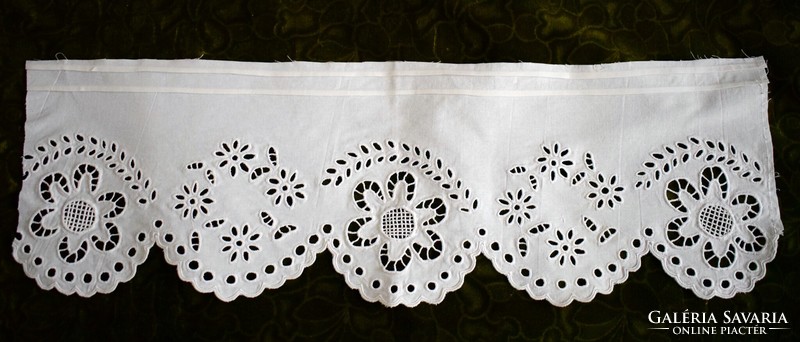 Madeira rosette hole embroidery lace shelf ornament drapery curtain 72 x 23 cm