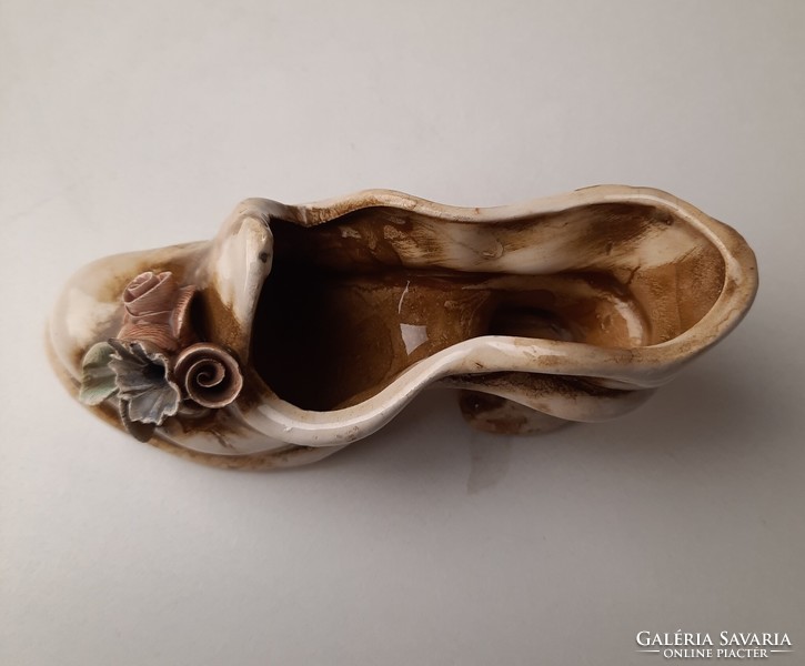 Antik kerámia női cipő formájú dísz