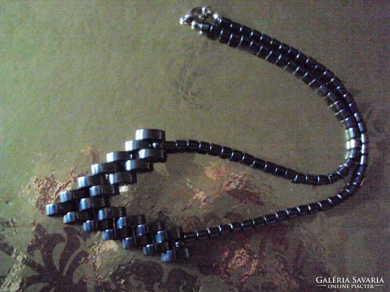 Hematite necklace 48 cm