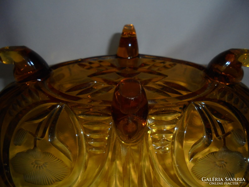 Régi, borostyán színű üveg asztalközép, kínálótál - csónak forma, négy lábacskán