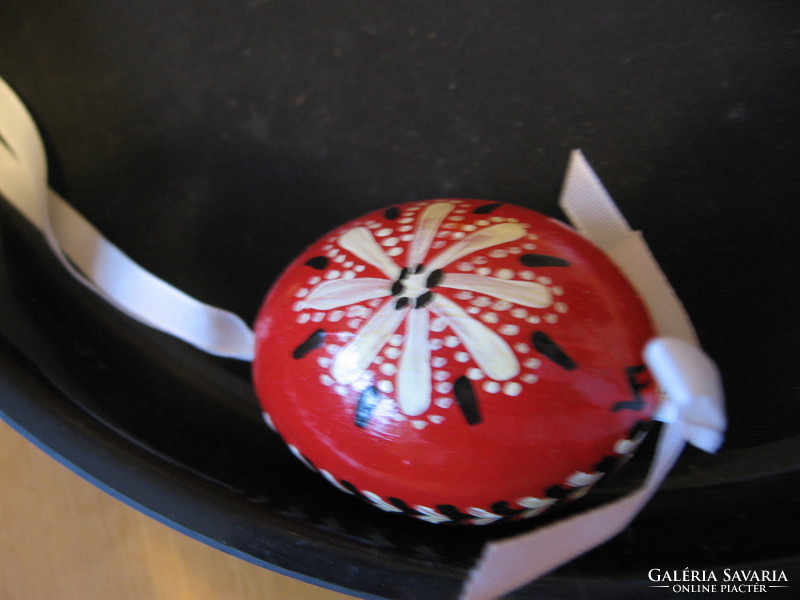 Hand painted red egg