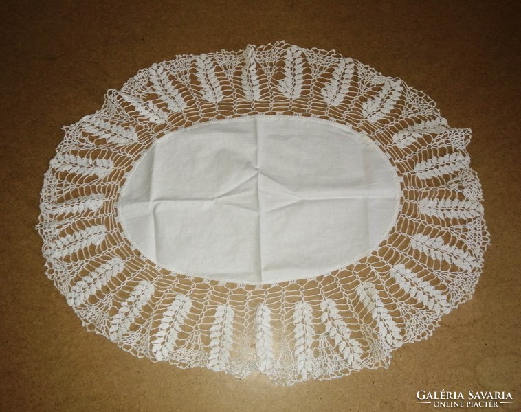 Handmade lace tablecloth 46*62 cm