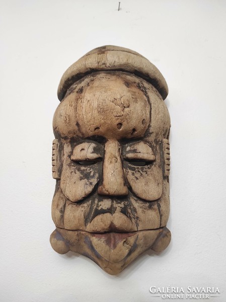Antique African mask, Bamileke ethnic group, Cameroon, worn, discounted 222, throw away 47 7075