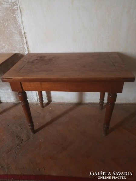 Antik diófurnéros asztal duplatetejű Alkudható!