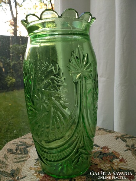 Art Deco zöld üveg váza