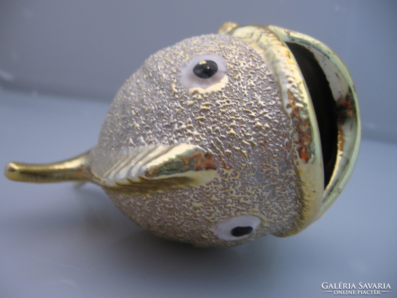 Open-mouthed Japanese ceramic goldfish feng shui lucky fish