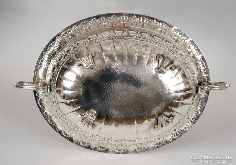 Bowl with silver handles - richly decorated
