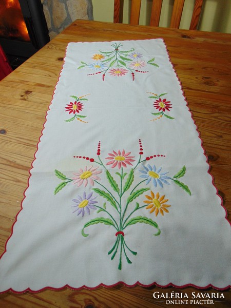 Embroidered tablecloth, running needlework 80 x 35 cm.