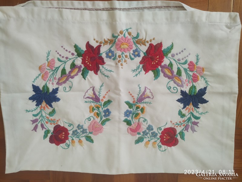 Embroidered decorative pillow, pillow cover for sale!