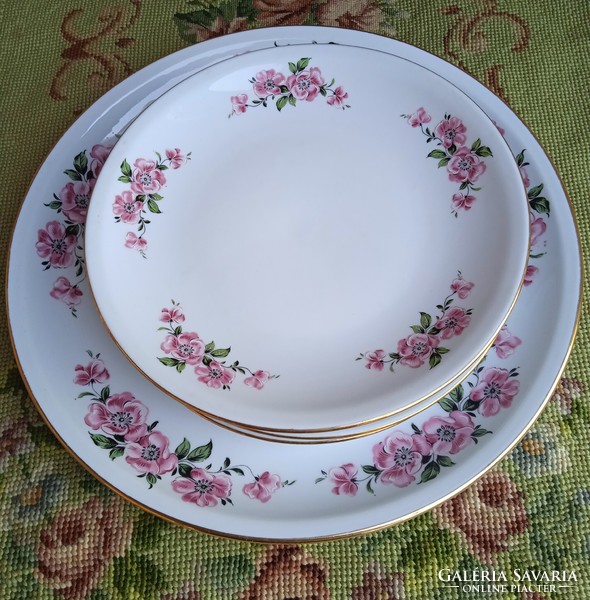 Alföldi porcelain cake plate with flower pattern