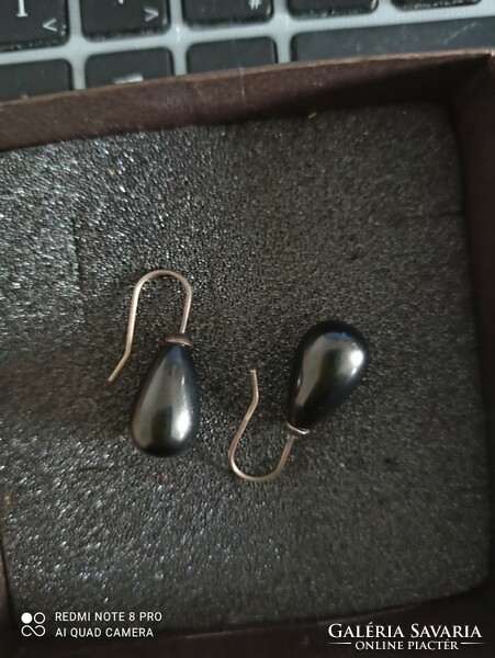 Hematite drop earrings