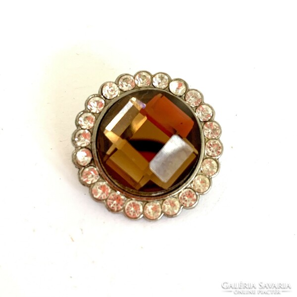 Vintage metal brooch, beautiful old pin, nice older pin, the brooch is from the 1970s