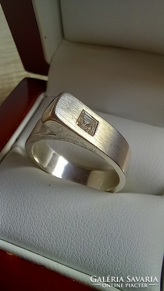 Különleges fazonú ezüst gyűrű