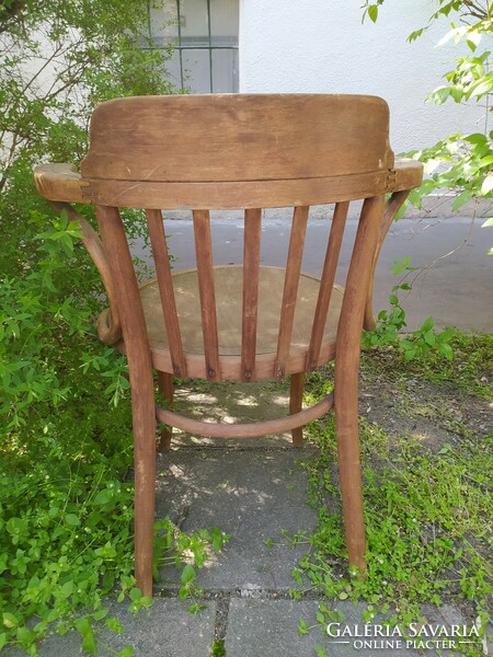 Bécsi előcsiszolt thonet karfás székek