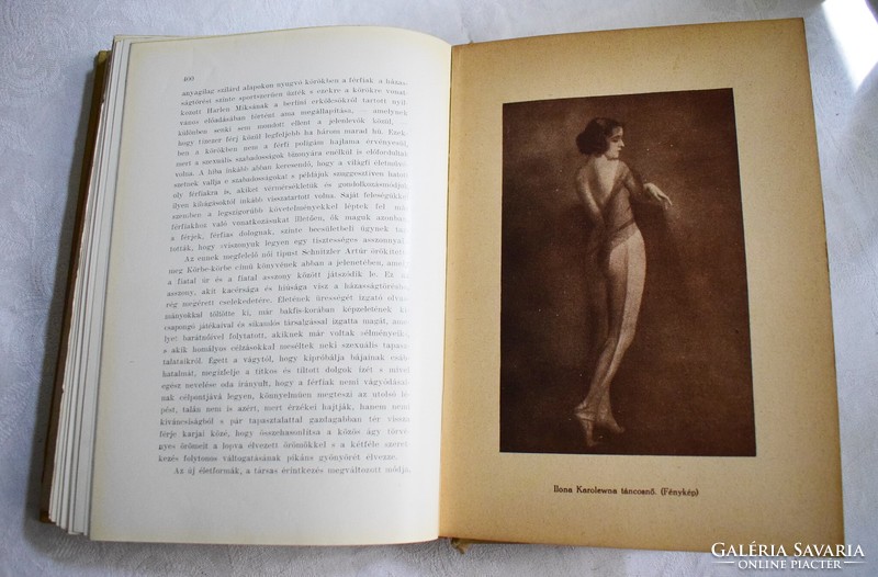 Curt moreck morals of our time 1 volume sex life and erotica of our society nude and advertising pictures book