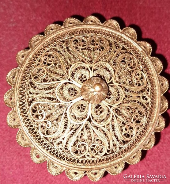 Bronze filigree jewelry holder