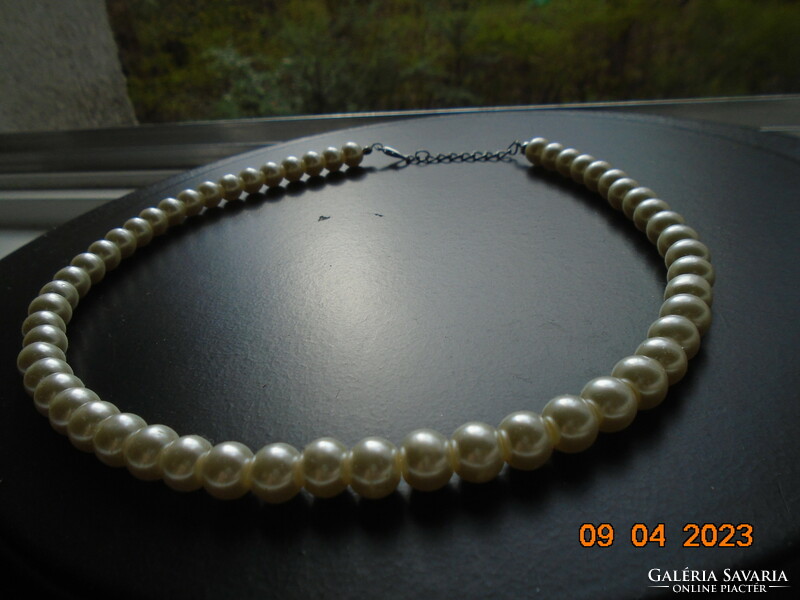 Larger tekla pearl necklace tightly strung, chain extension, metal clasp