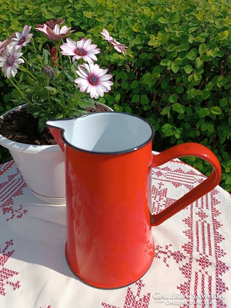 Red enamel water jug