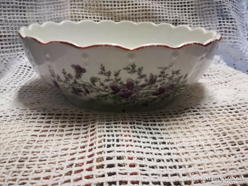 Violet decorative bowl