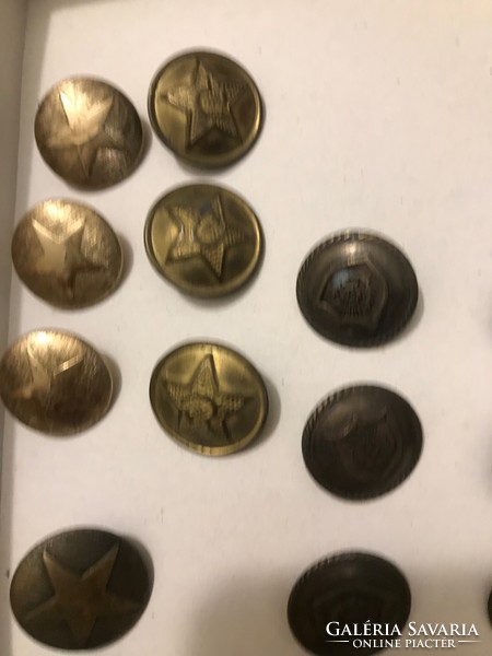 Military buttons made of metal/copper. 8 coats of arms, 3 hammer and sickle, 3 + 2 stars.