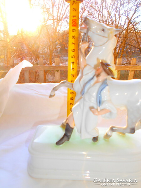 Herend showcase figurine curbing a horse