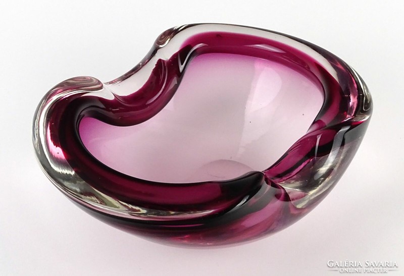 1M805 Bohemian purple art glass ashtray 17 cm
