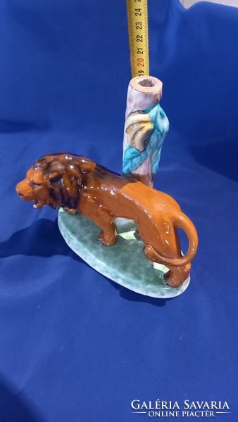 Lion ceramic lamp