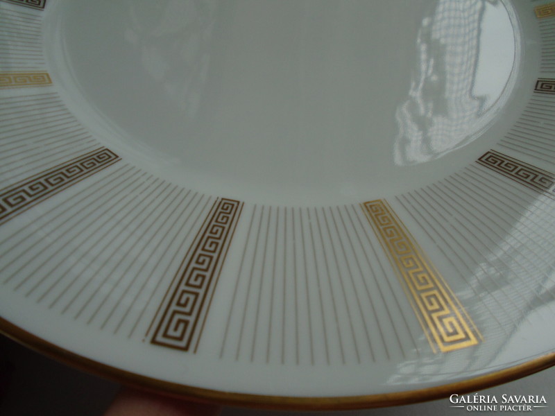 Noritake 6 pcs. New Japanese luxury quality, elegant flat plates.