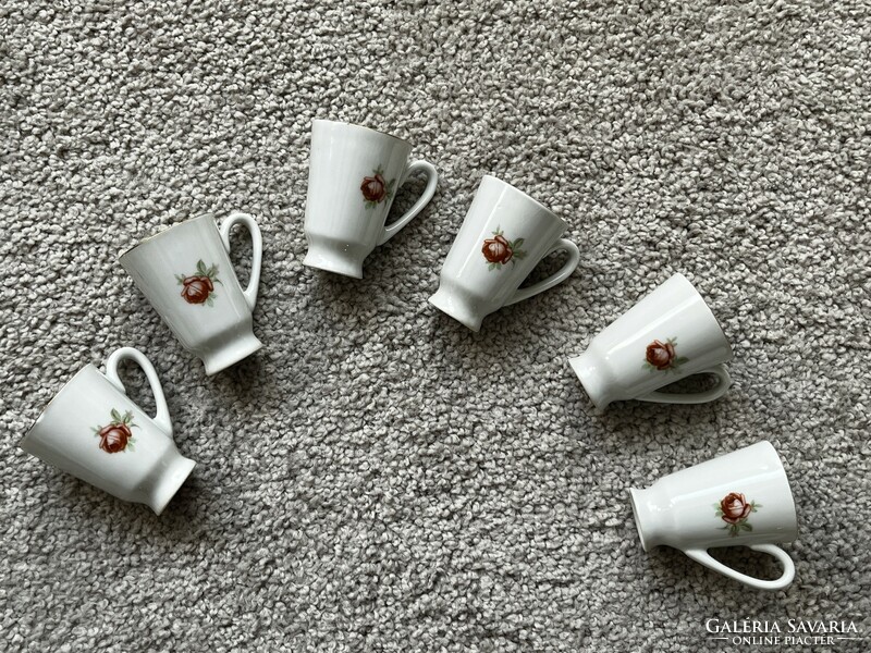 Régi Csehszlovák virágmintás porcelán pohárkák, kupicák , 6db