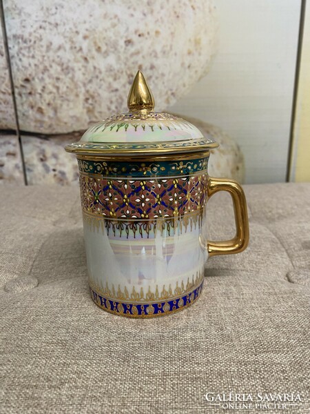 Thai porcelain mug with lid a41