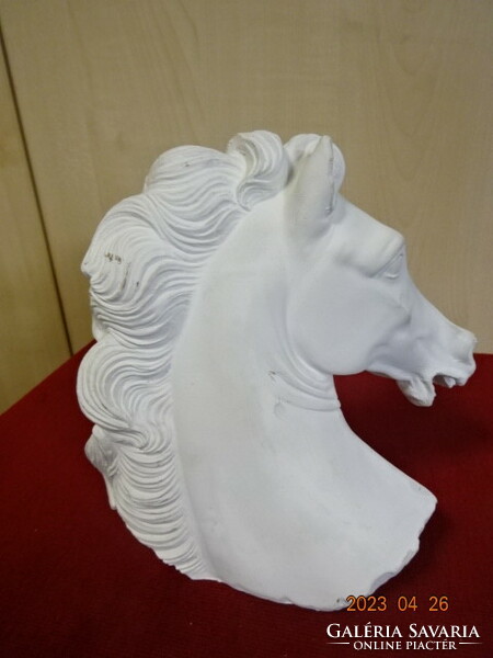 Plaster figural statue, horse head with mane, height 18.5 cm. Jokai.