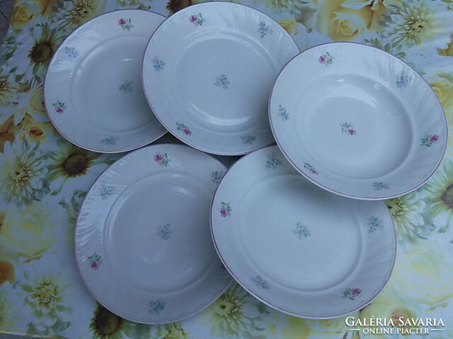 5 50s flat plates from the Köbánya porcelain factory with maker's monogram