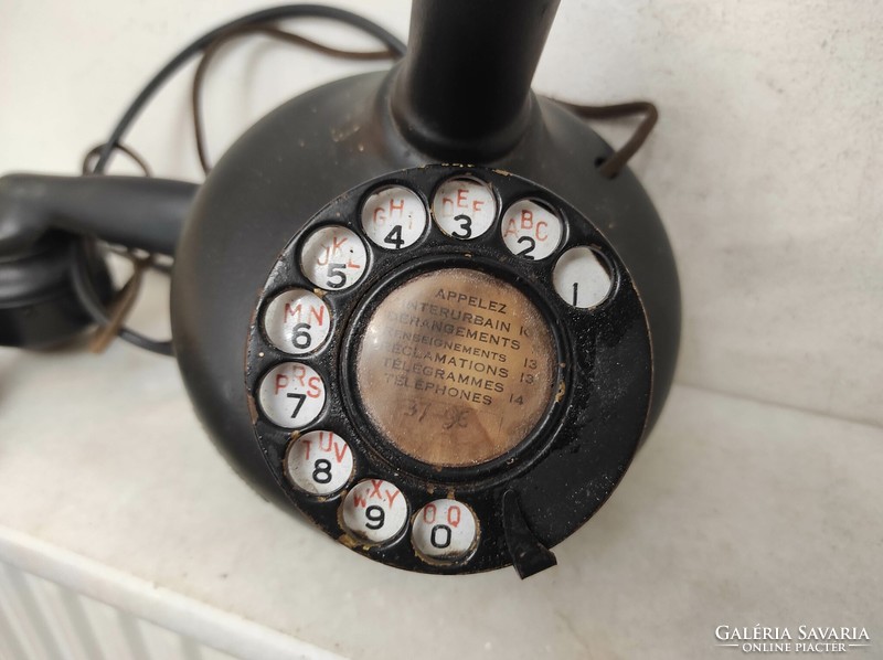 Antique table dial telephone 402 7373