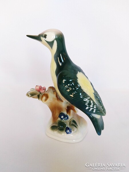 Zsolnay hand painted woodpecker bird! Flawless! (No. 23/138.)
