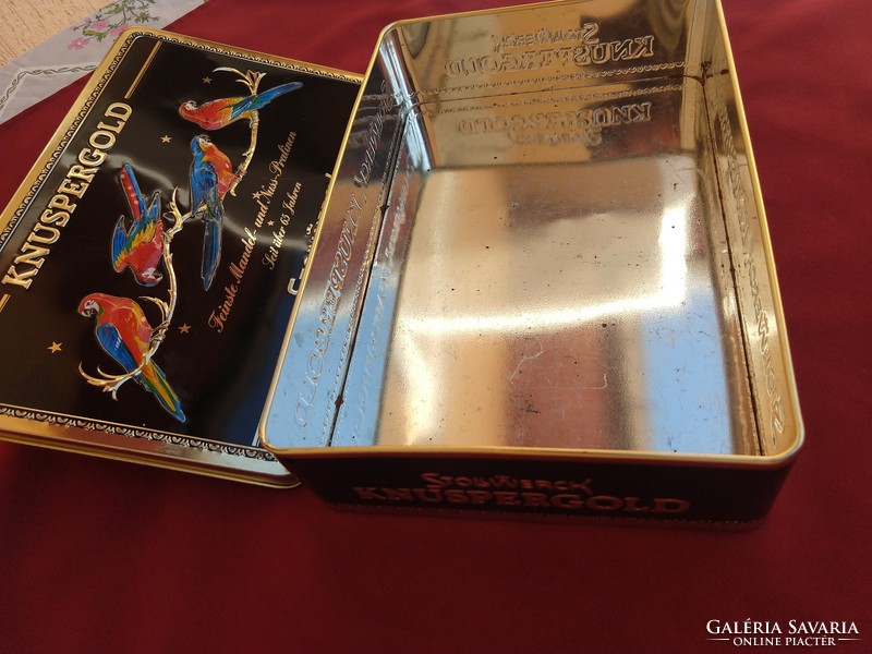 Beautiful chocolate metal box decorated with macaws, stollwerk, 24 x 16 x 6 cm..