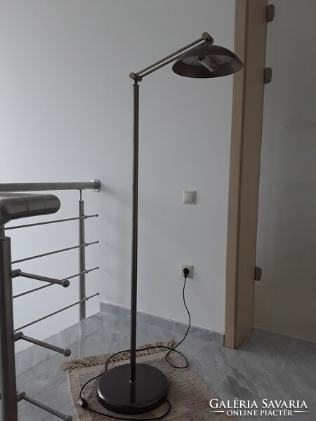 Design floor lamp