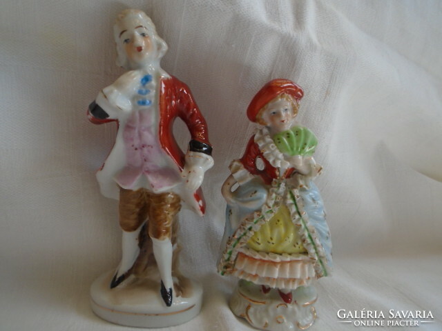Baroque antique porcelain pair with very fine workmanship