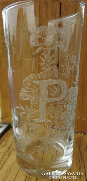 Glass wine / water glass with P and flower pattern grinding