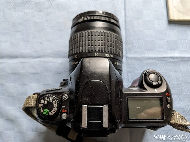NIKON  F65 tükörreflexes fényképezőgép (filmes) AF NIKKOR 28-80 mm 1:3,3-5,6G objektívvel