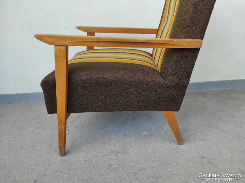 Armrest of retro armchair to be renovated 1 piece