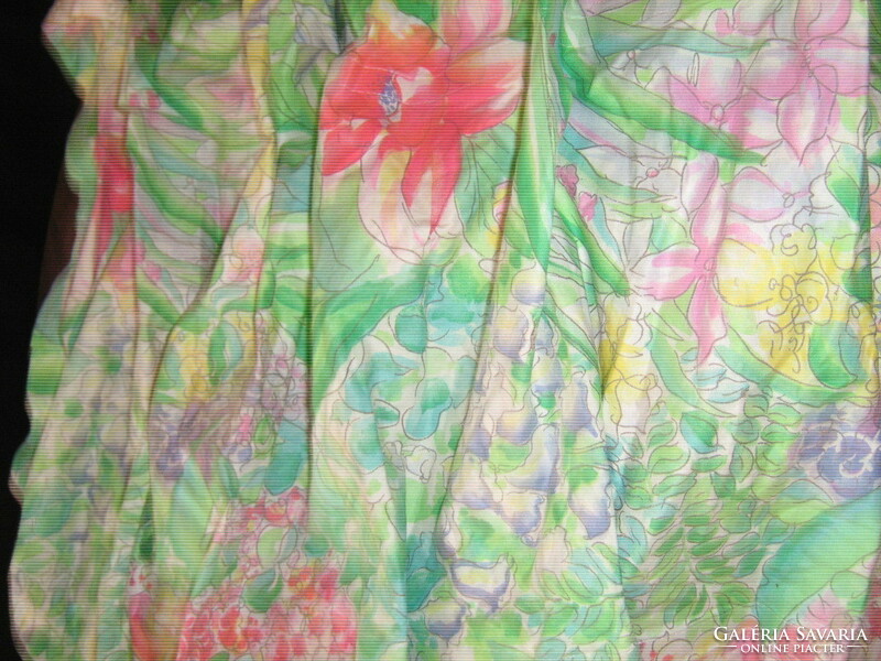 Vintage style colorful shabby chic spring curtain