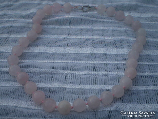 445Ct, 1cm eye rose quartz necklace at the cheapest price