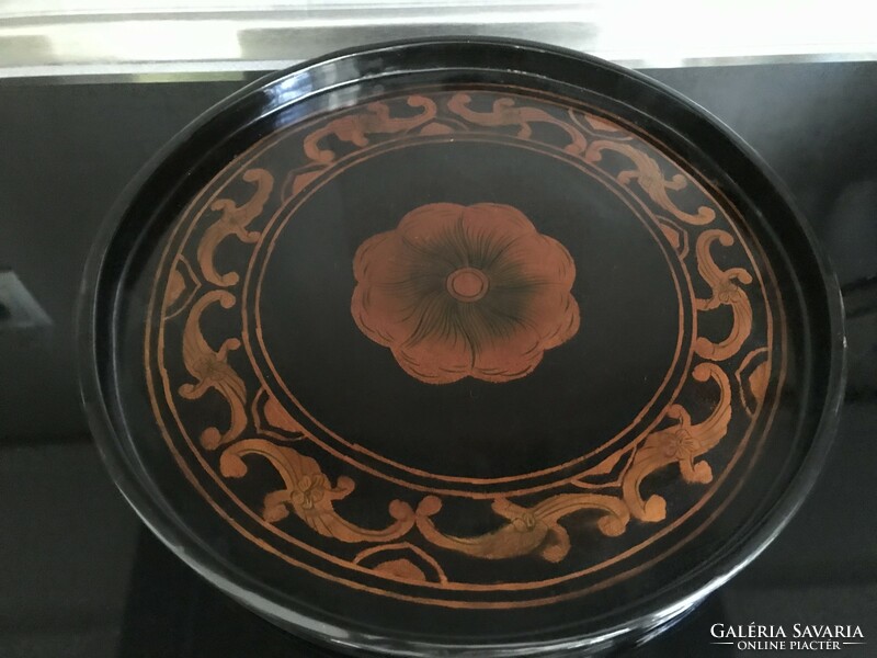 Hand-painted, lacquered wooden tray for serving tea, diameter 31 cm