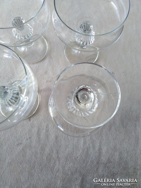 Stemmed glass glass - champagne / 4 pcs.