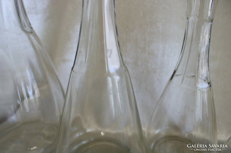Régi jelzett koronás borosüveg,szervírozó üveg  4 db  1930,1948,1959-es