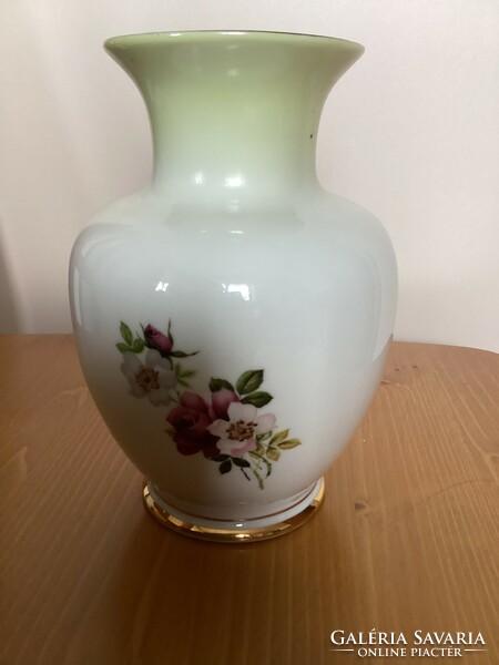 Hollóházi váza aranyozott talpszegéllyel