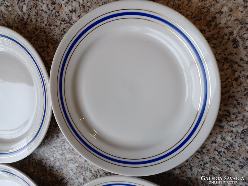 Alföldi porcelán, kék csíkos süteményes tányér