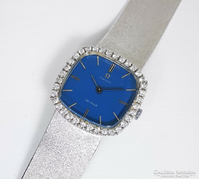 18K white gold bezel-set women's mechanical Omega Deville jewelry watch from 1969