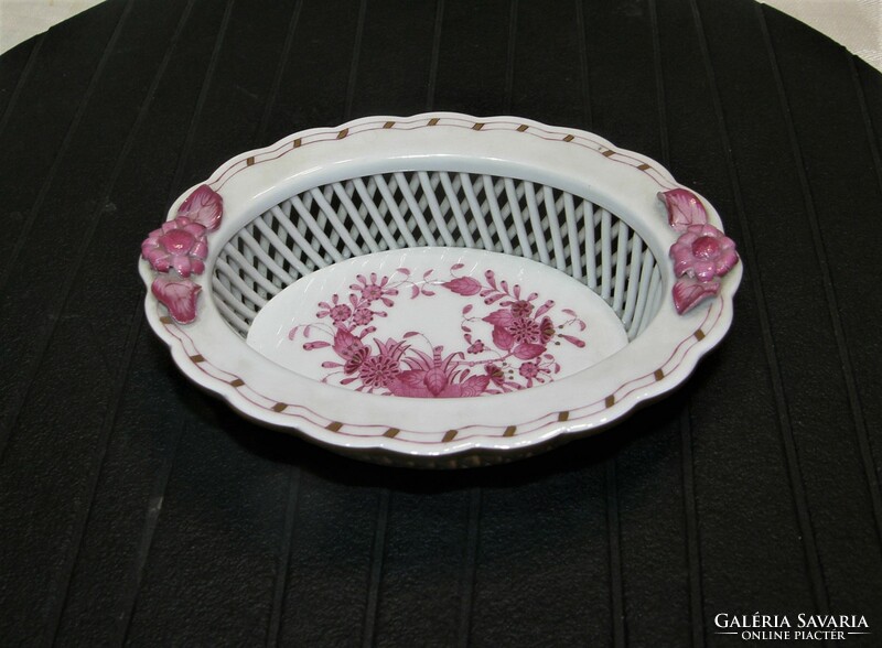 Openwork bowl with an Indian basket pattern from Herend